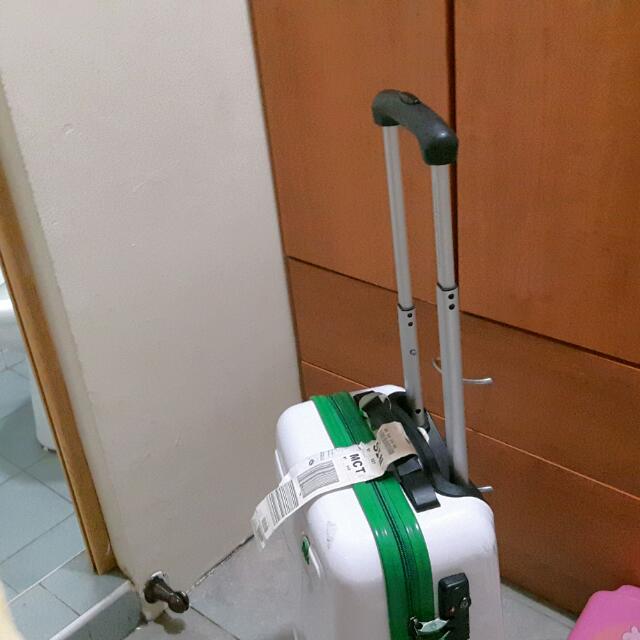 (Category: ) located in . Submitted by ms.keith (Listing ID 45778039, Image 1). Description: .