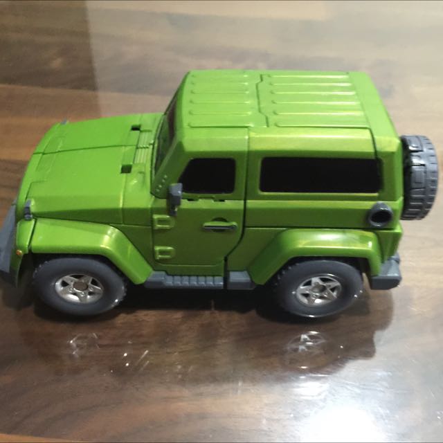 green jeep transformer