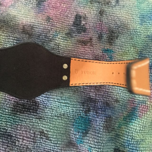 tudor bund strap