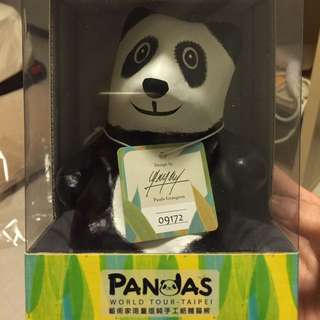 藝術家限量版手工紙雕貓熊