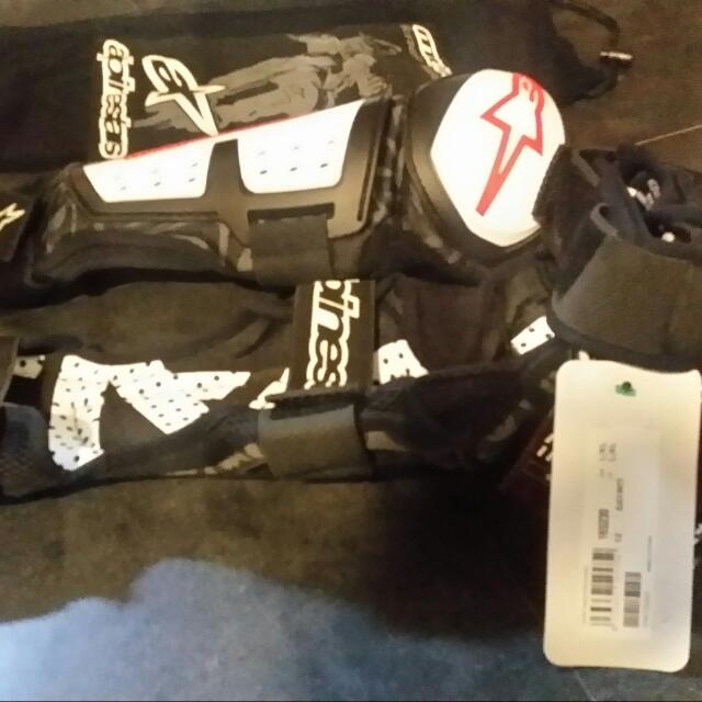 Alpinestars Moab Knee/shin Guard, Health & Nutrition, Braces, Support