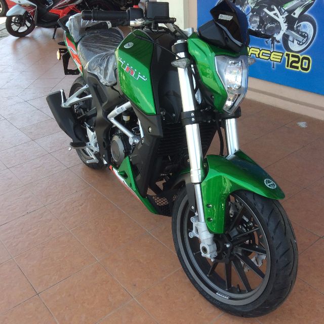 Yamaha benelli outlet 250