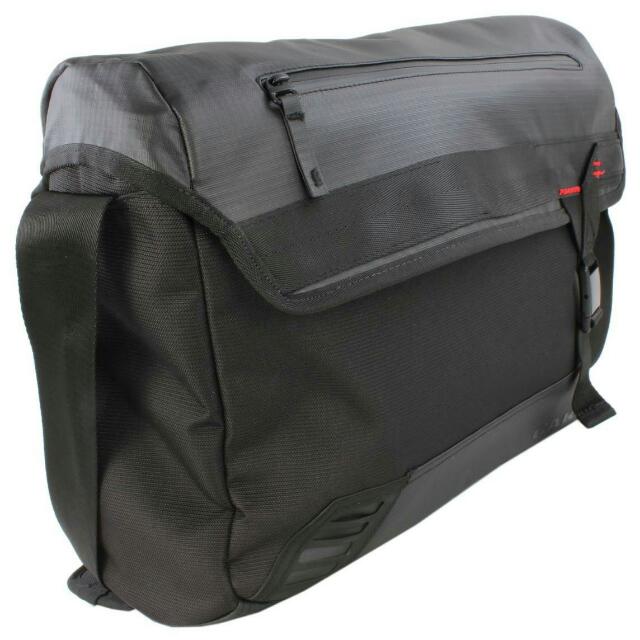 oakley halifax backpack