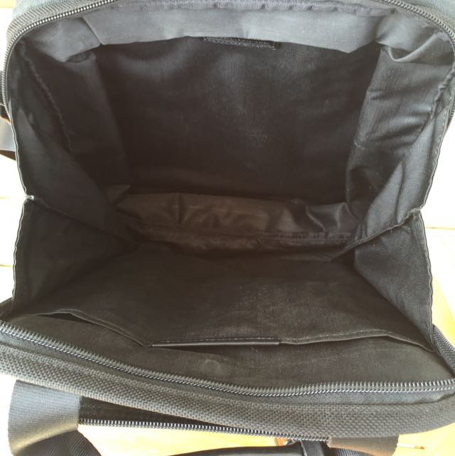 Tumi Alpha Medium Tote Messenger, Style Number 22117DH Tumi Alpha Medium Tote Messenger, Style Number 22117DH