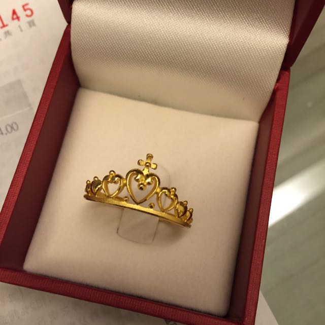 Chow Tai Fook Princess Ring