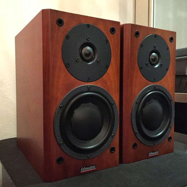 dynaudio focus 110