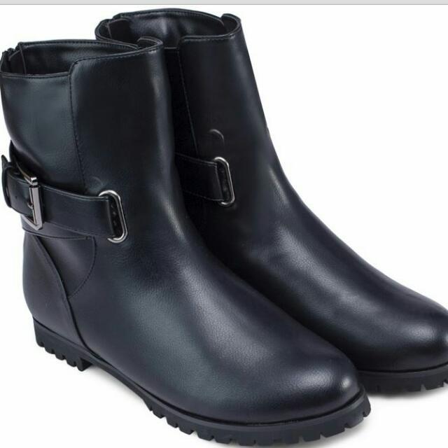 Zalora deals ankle boots