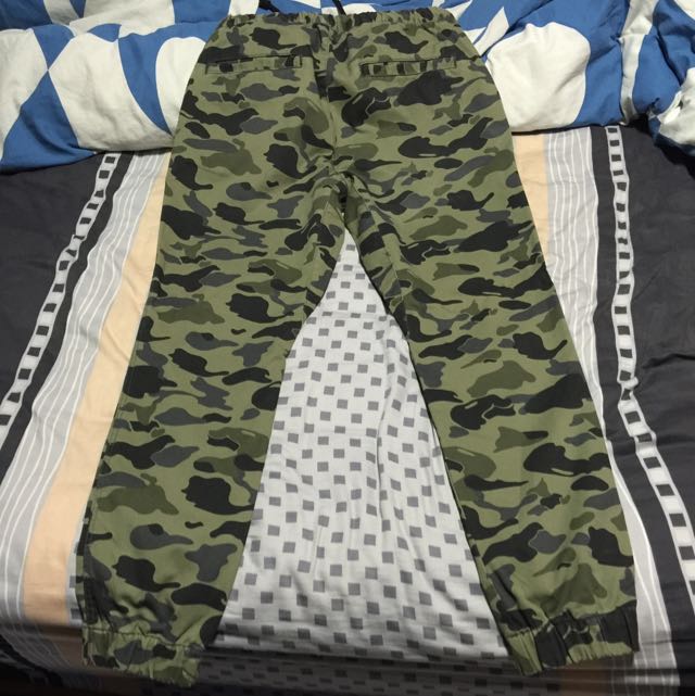 camo joggers h&m