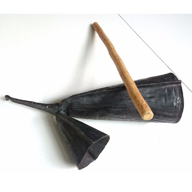 Unique Gankogui Agogo Bell from Ghana, Hobbies & Toys, Music & Media