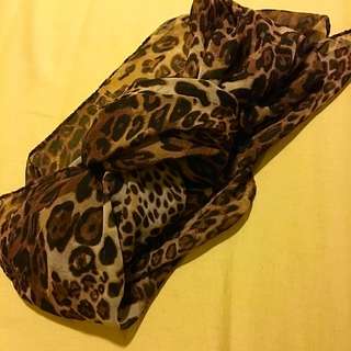 豹紋絲巾