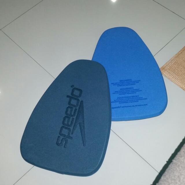 swimming board speedo