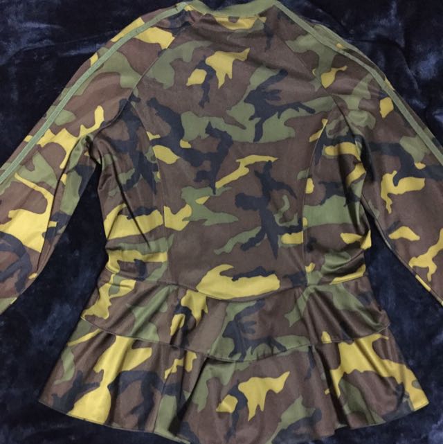 jeremy scott x adidas camo peplum jacket Women s Fashion Tops Longsleeves on Carousell