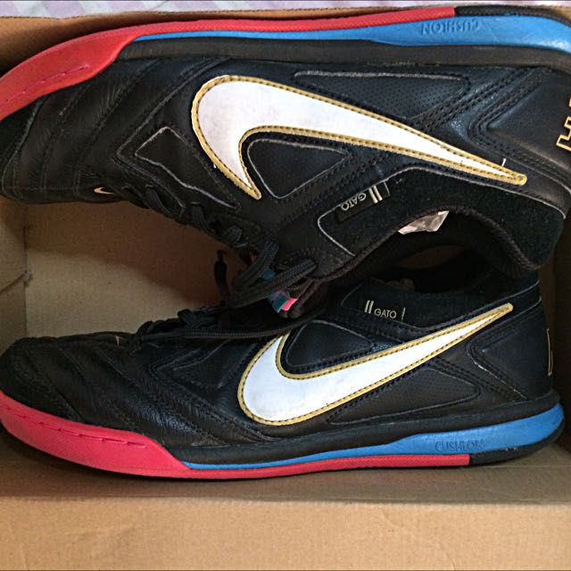 Nike outlet gato leather