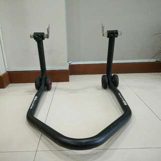 paddock stand