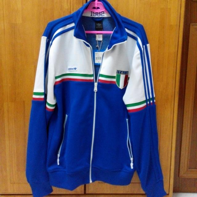 Adidas Originals Italia Italy Vintage 1982 World Cup Track Top Jacket S  Size, Sports on Carousell