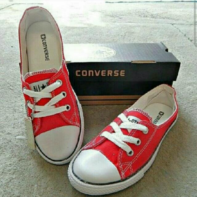 Converse All star Flat Shoes, Fesyen 