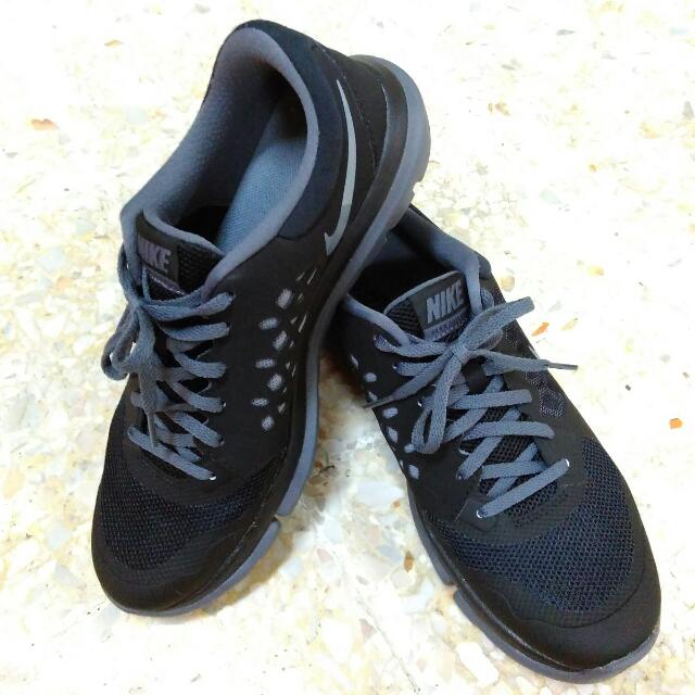 Nike Flex 2015 Run Men Sport Shoe RM200 Sports Equipment Sports