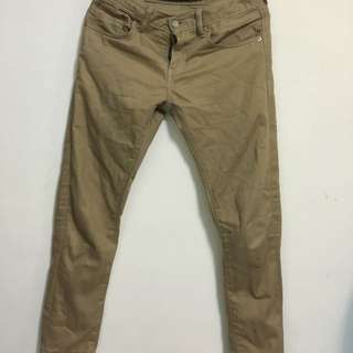 Levi's卡其長褲541（保留）