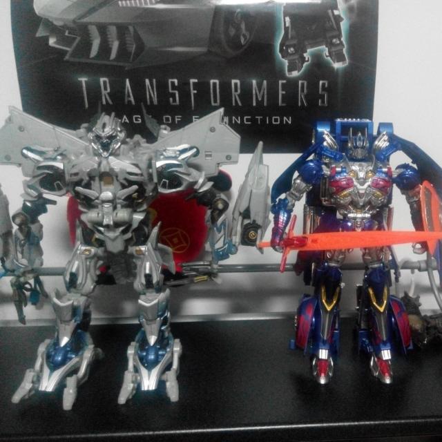 Reserved Transformers Movie Leader Class Megatron And Takara Tomy Ad 31 Age Of Extinction Optimus Prime Toys Games On Carousell