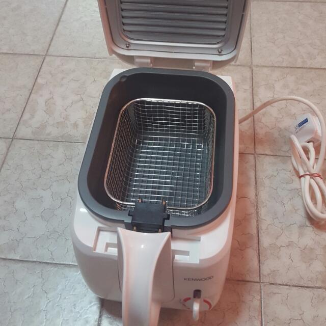 Brand New Kenwood Deep Fryer Model DF150, Home Appliances on Carousell