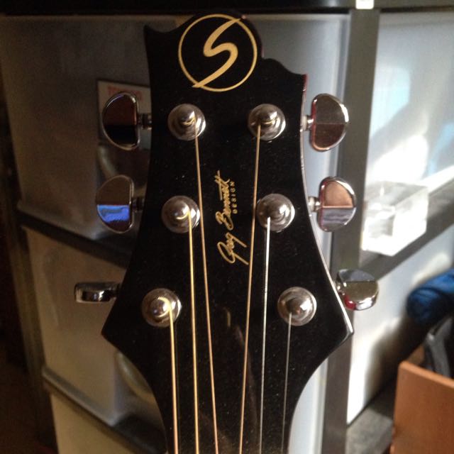 Greg Bennet Acoustic Guitar, Hobbies & Toys, Music & Media, Music ...