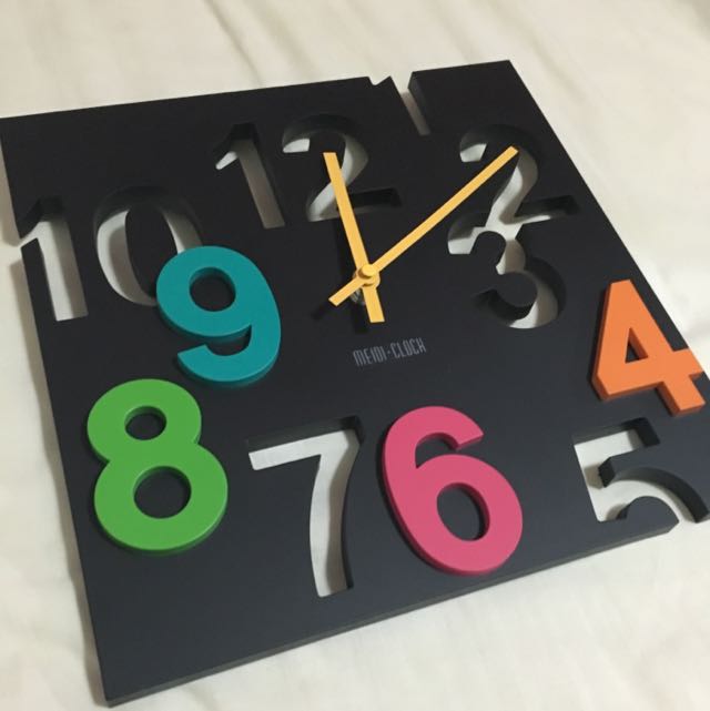 Mee 2ou Large Wall Clock for Living Room Decor, 60CM/24 Inch Non
