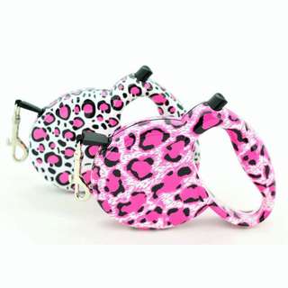 Leopard Retractable Leash