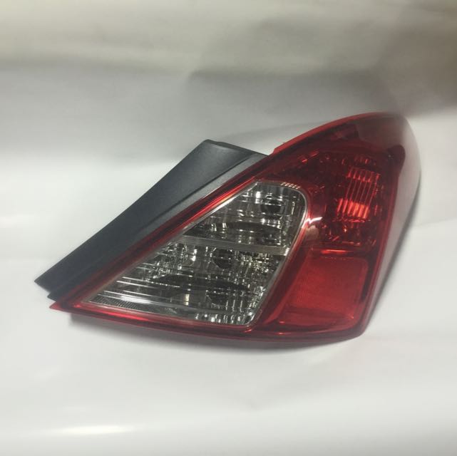 Nissan Almera Tail Lamp malaowesx