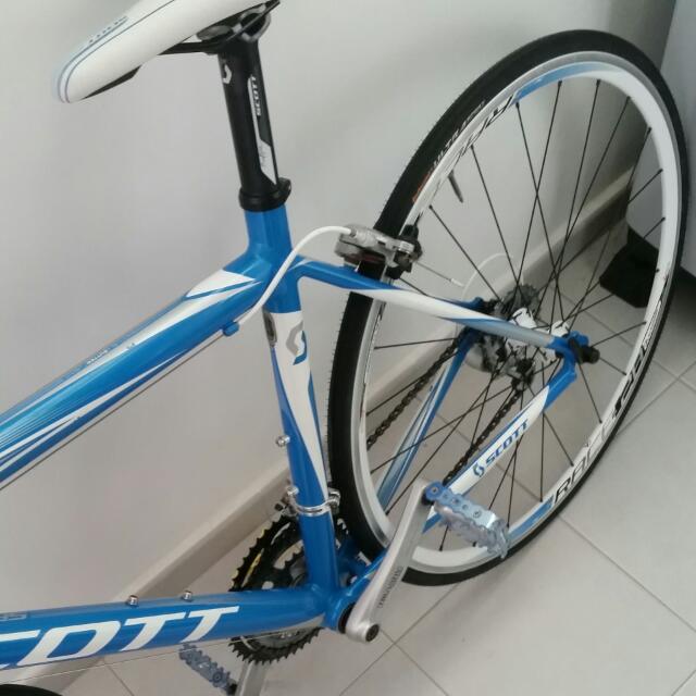 ROAD BIKE (SCOTT SPEEDSTER S35 WOMEN 2011) SELLING ASAP TO CLEAR SPACE.,  Sports Equipment, Bicycles  Parts, Bicycles on Carousell