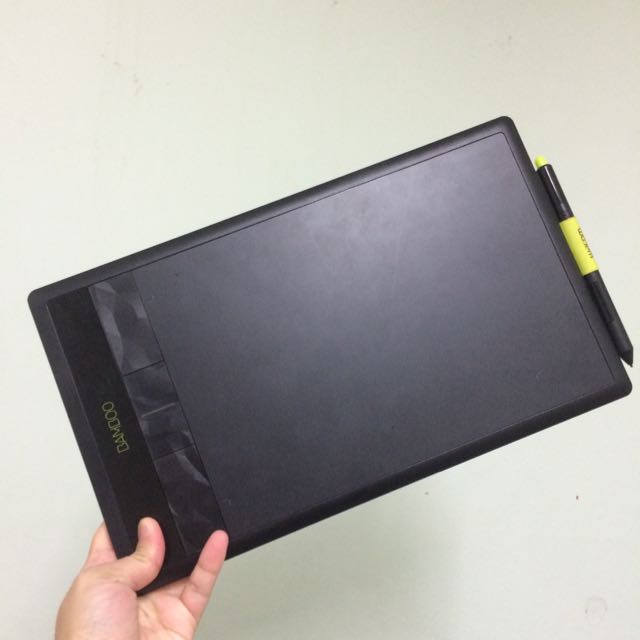 Bamboo Tablet CTH670, Everything Else on Carousell
