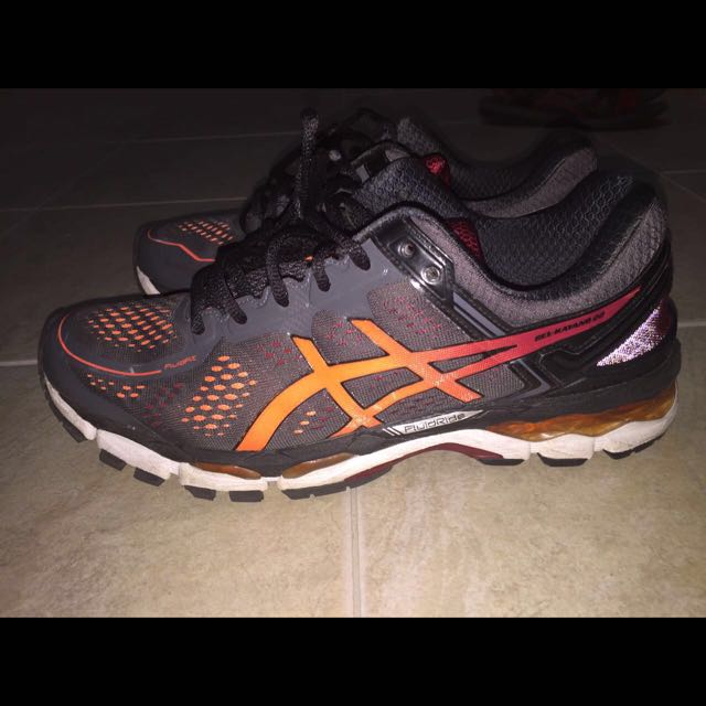 harga asics gel kayano 22