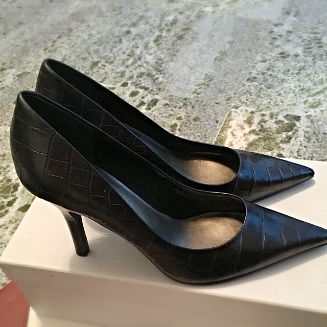 Black Court Heels (Croc Patterned 