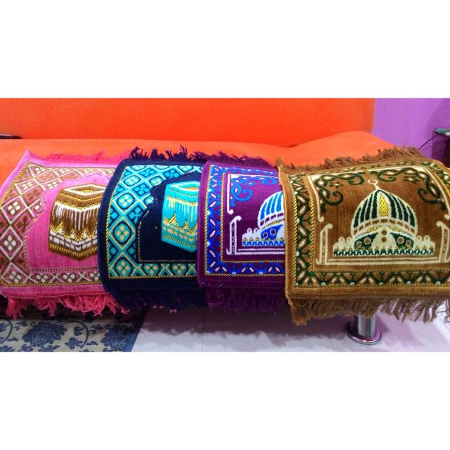 Sejadah Muka / Sejadah Mini, Women's Fashion, Muslimah Fashion, Prayer ...