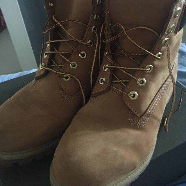 timberland classic hiking boots