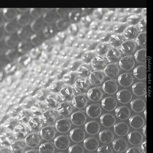 Bubble Wrap Roll (Category: Everything Else) located in Singapore. Submitted by dawnchoo (Listing ID 47295015, Image 2). Description: .