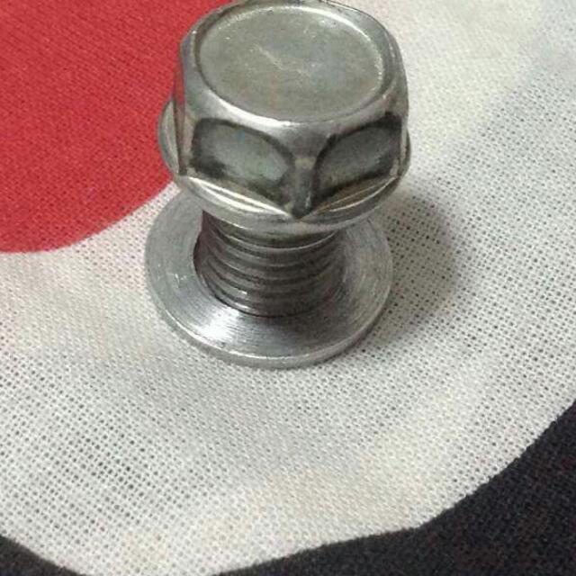 Aluminium TVS Jupiter Oil Drain Bike Nut With O Ring,, 48 OFF