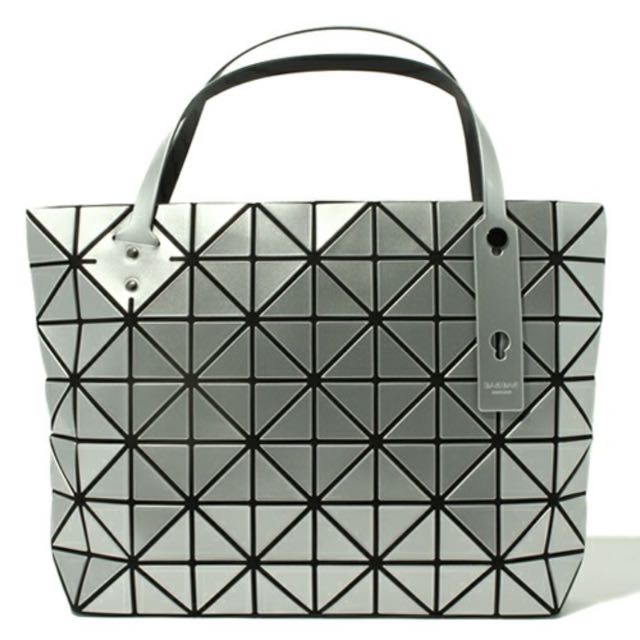 A Bao Bao bag. Image via karousell.com A Bao Bao bag. Image via karousell.com