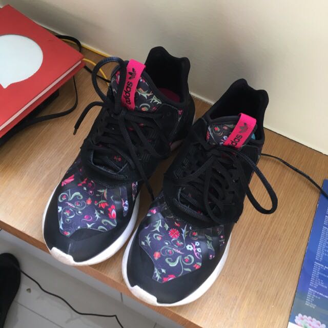 Adidas deals tubular floral