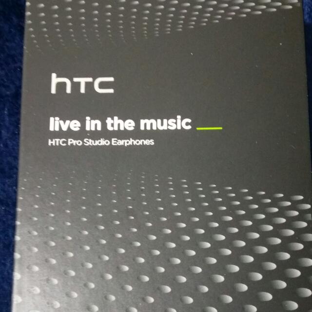 htc 高傳真雙驅動環繞音效耳機 max 500