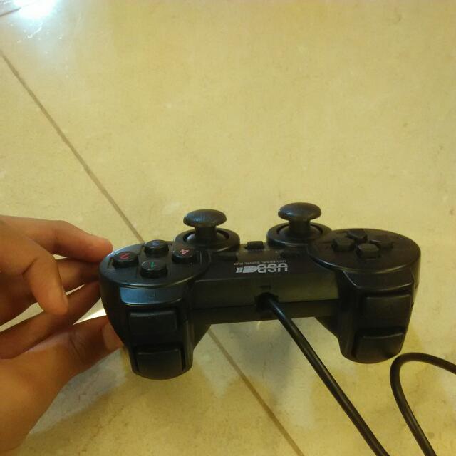 PC Controller (Category: Interactive Toys) located in Singapore. Submitted by yaslam (Listing ID 47670181, Image 2). Description: .