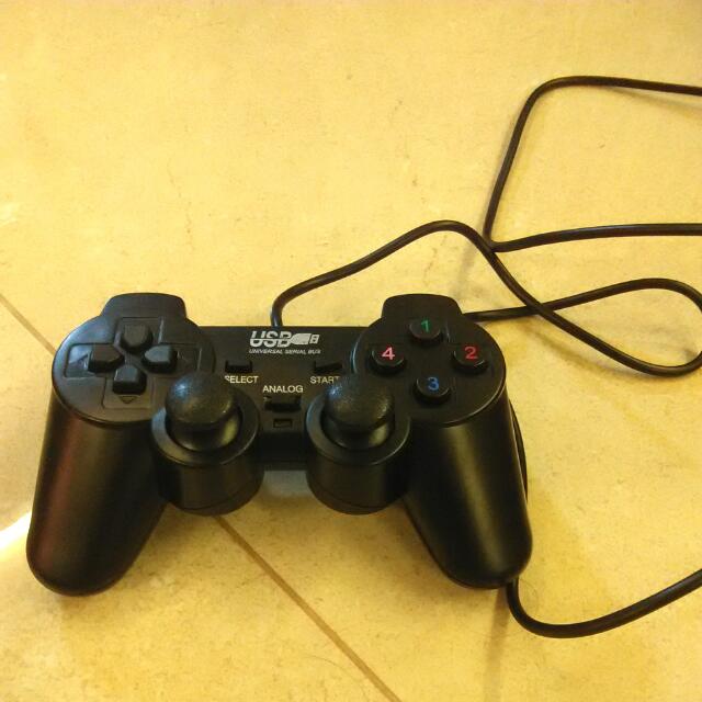 PC Controller (Category: Interactive Toys) located in Singapore. Submitted by yaslam (Listing ID 47670181, Image 1). Description: .