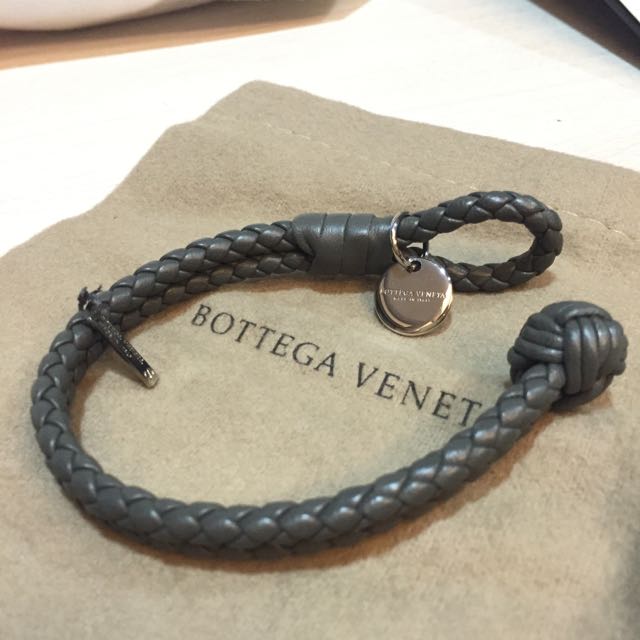 Bottega Veneta® Men's Braid Leather Bracelet in Avocado. Shop online now.
