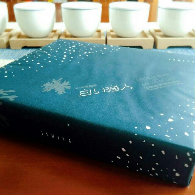 Japanese Snacks白色恋人hokkaido Chocolat Blanc Et Langue De Chat Everything Else On Carousell