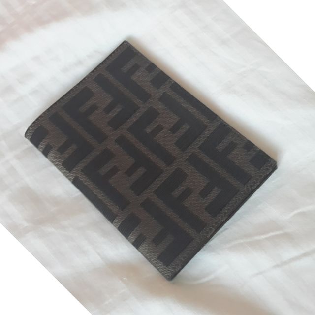 90 authentic fendi passport holder