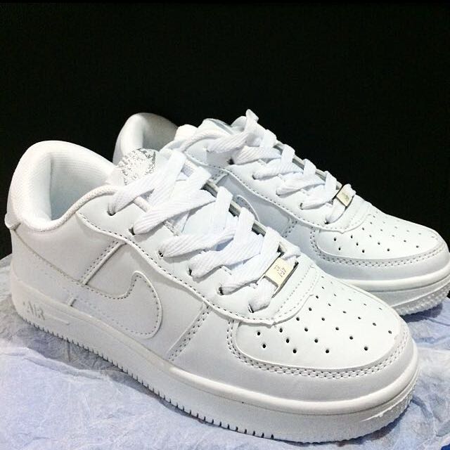 Nike air force low cut white Clearance