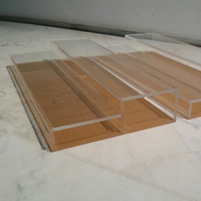 Acrylic Risers, Hobbies & Toys, Stationery & Craft, Craft Supplies