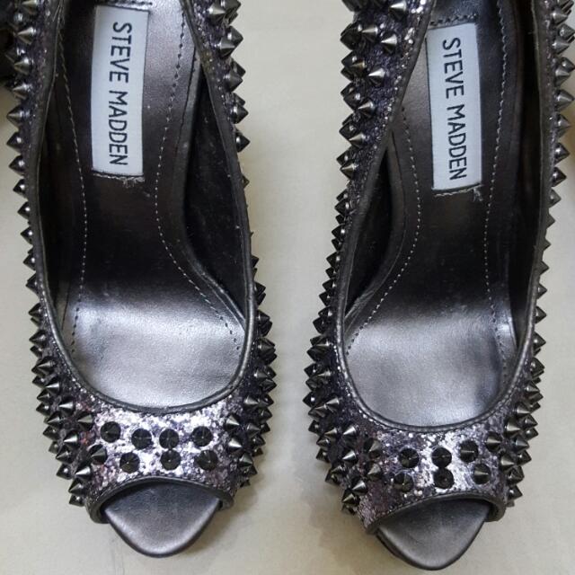 steve madden spiked heels