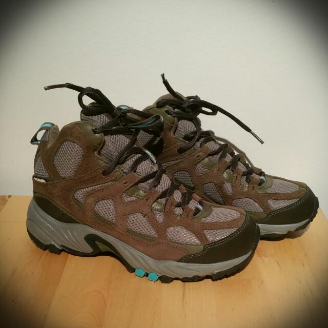 columbia hiking shoes australia