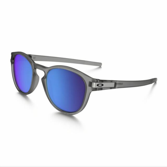 Oakley Latch Polarized SKU 009265 08 Men s Fashion Watches
