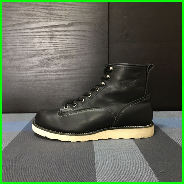 red wing lineman black